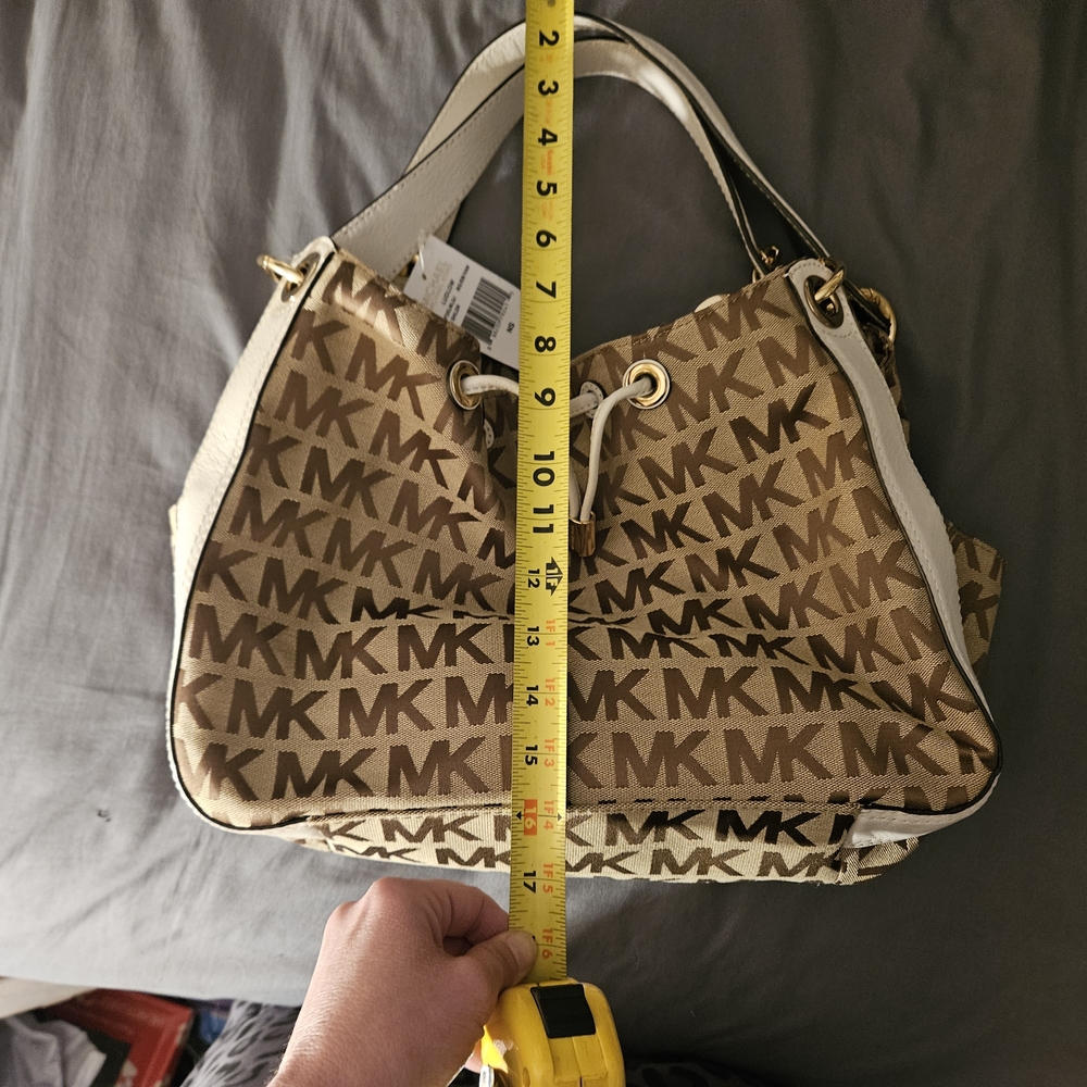 Michael Kors Brown Logo Drawstring Hobo Bag Ludlow - Picture 5 of 9